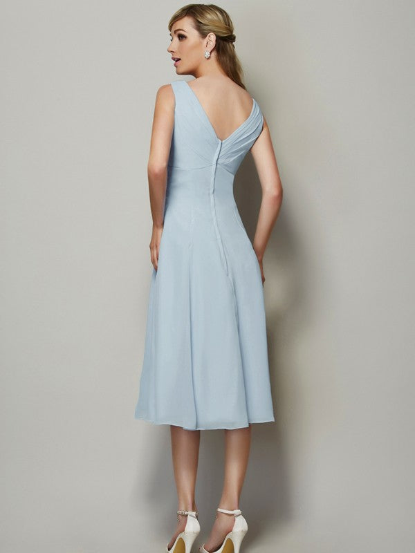 Wholesale A-Line/Princess V-neck Sleeveless Pleats Short Chiffon Bridesmaid Dresses